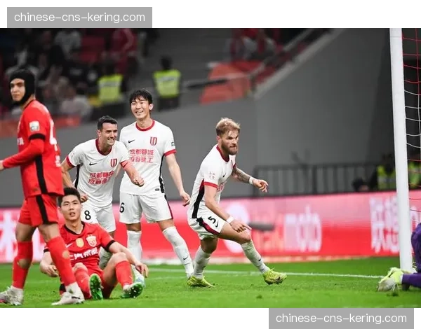 成都蓉城客场2-1逆转河南队,豪取四连胜